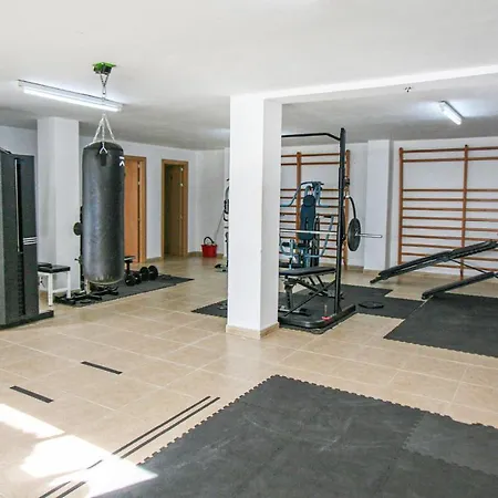 Beautiful In With Wifi, Outdoor Swimming Pool And Swimming Pool *